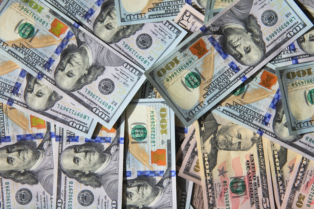 Free US dollar banknotes image