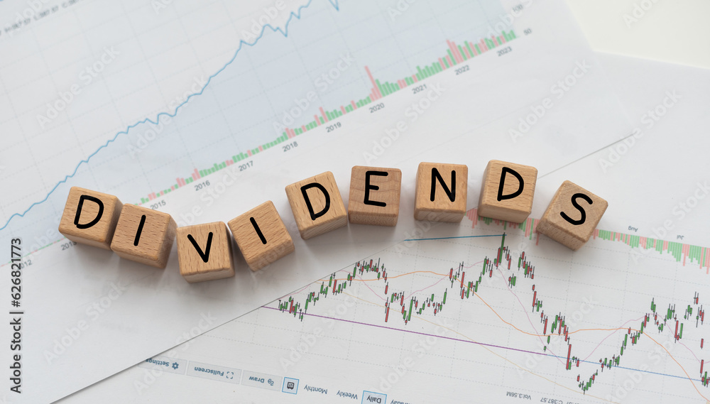 Word Dividends on green finance background. Global economy concept
